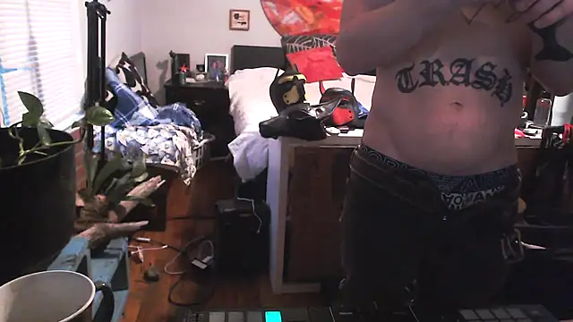 trash4cash online show from January 27, 2025, 10:38 pm