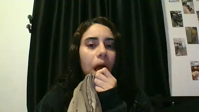 catrinasexy19 online show from March 20, 2025, 10:29 pm