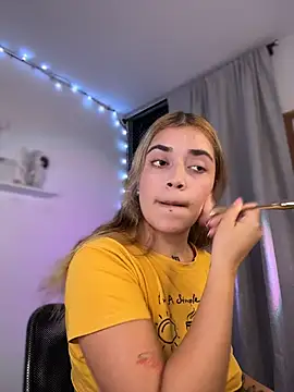 JoselinFlower  online show from February 14, 2026, 1:24 am