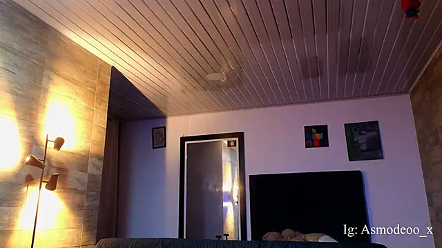 AsmodeoCox online show from February 1, 2026, 12:31 am