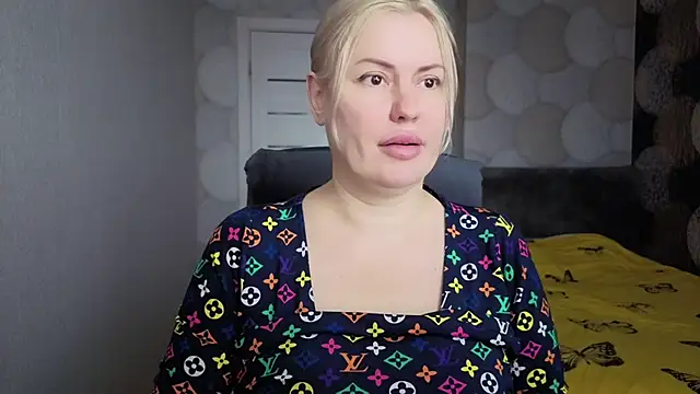 Snapshot of natusik chatting on May 10, 2026, 3:12 am natusik online show from May 10, 2026, 3:12 am