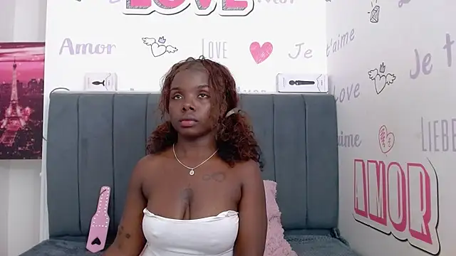 KilyetVera3x online show from February 7, 2025, 7:07 am