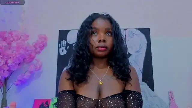 KilyetVera3x online show from April 21, 2026, 4:19 am