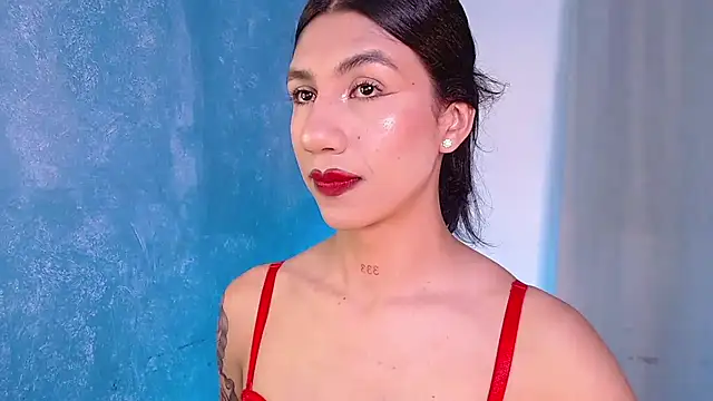 sofiaa grey  online show from January 31, 2025, 1:23 pm