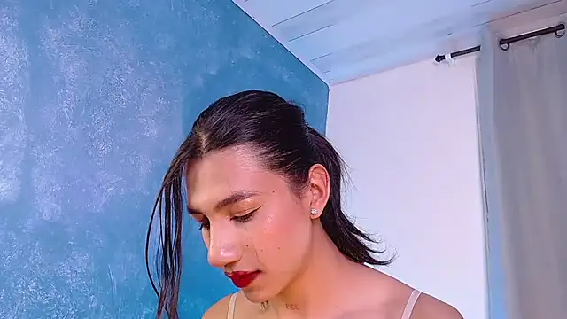 sofiaa grey  online show from February 1, 2025, 4:33 pm