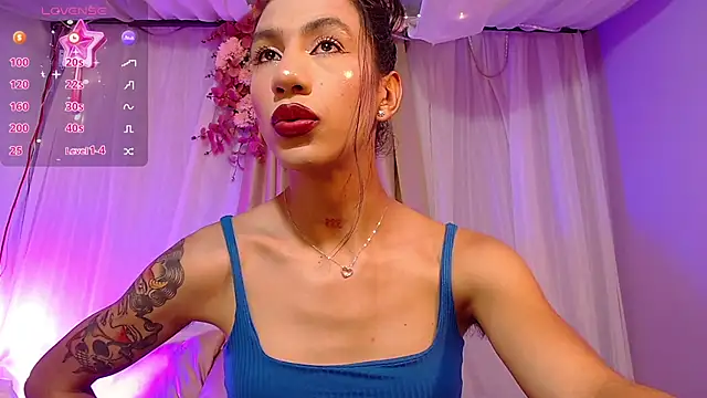 sofiaa grey  online show from March 8, 2025, 12:41 pm