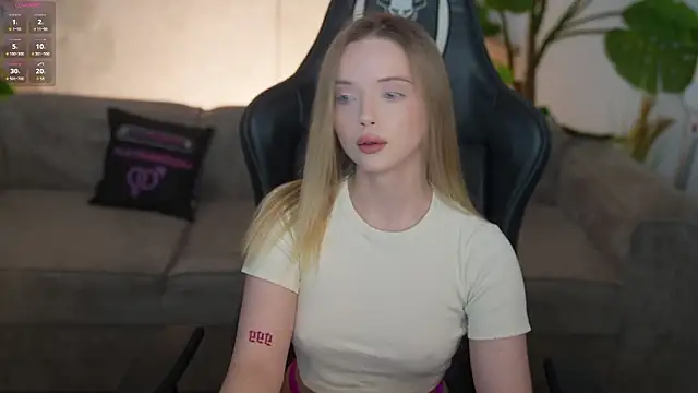 Cassy-Celestial  online show from March 1, 2026, 8:27 am