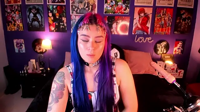 anne cross online show from February 4, 2025, 2:39 am