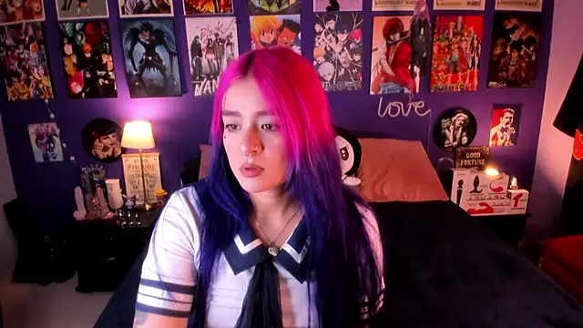 anne cross online show from October 17, 2025, 12:01 am