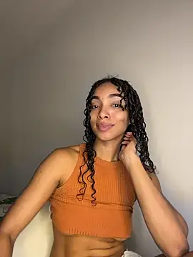 Snapshot of nicoleebony1 chatting on April 28, 2026, 8:25 pm nicoleebony1 online show from April 28, 2026, 8:25 pm