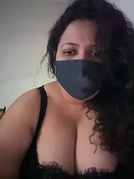 Snehameowwxh online show from February 26, 2026, 7:35 pm