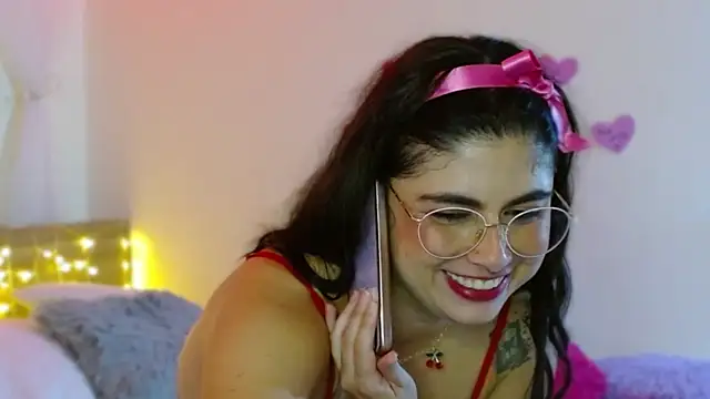 Juliietha servas online show from February 15, 2025, 2:58 am