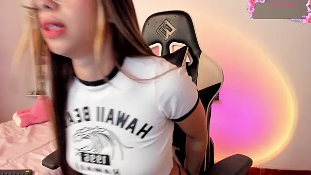 little jade online show from October 22, 2025, 1:39 am