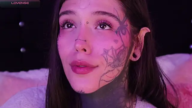 SylveonFox online show from January 30, 2025, 6:43 pm