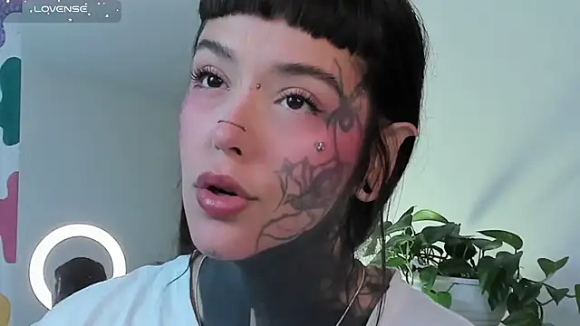 SylveonFox online show from March 13, 2025, 9:43 am