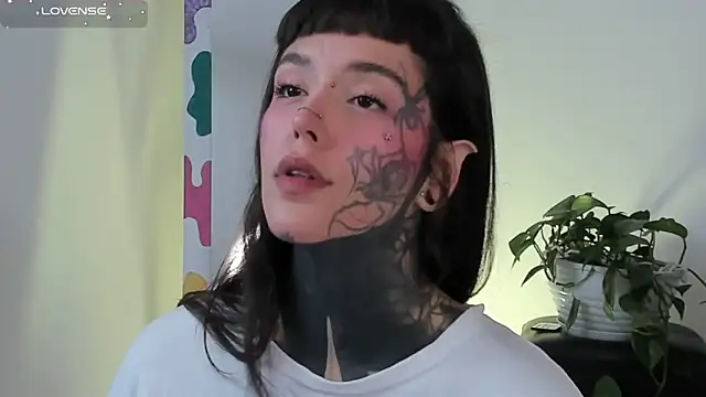 SylveonFox online show from March 21, 2025, 9:34 am