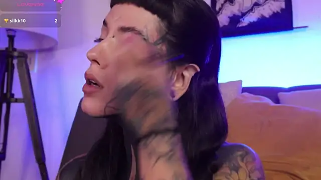 SylveonFox online show from October 24, 2025, 1:35 am