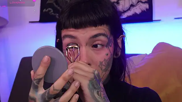 SylveonFox online show from October 30, 2025, 9:00 am