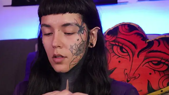 SylveonFox online show from November 12, 2025, 12:11 am