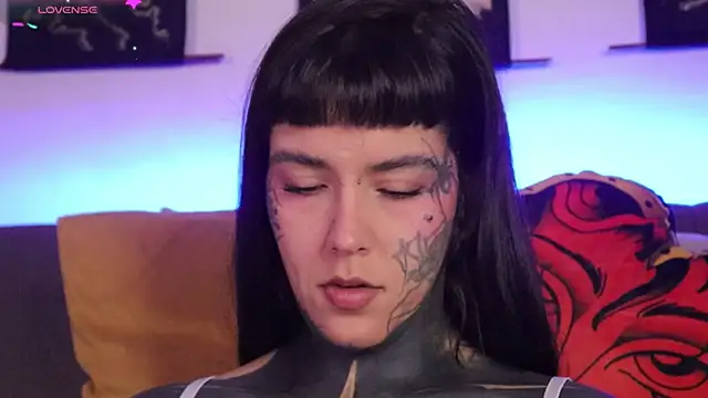 SylveonFox online show from November 21, 2025, 10:25 am