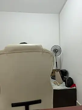 Sol biglips online show from April 23, 2026, 4:09 pm