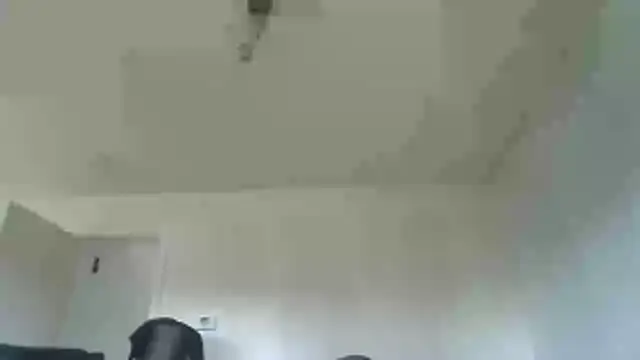 oopsxx online show from April 17, 2026, 5:27 pm