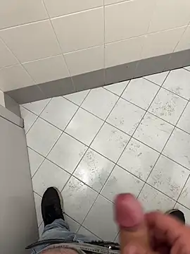  themask  online show from November 11, 2025, 12:38 pm