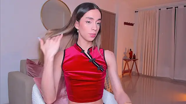 Snapshot of Emmavr chatting on February 9, 2025, 2:17 am Emmavr online show from February 9, 2025, 2:17 am