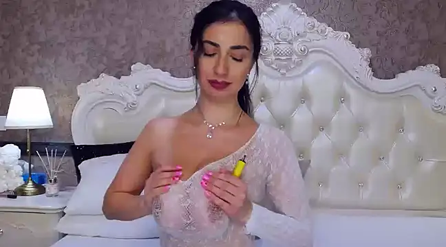 OliveWilson online show from February 19, 2025, 1:28 pm