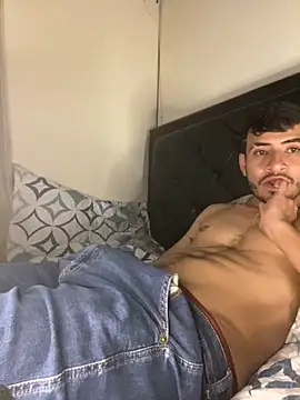 tom thick online show from December 6, 2024, 6:50 pm