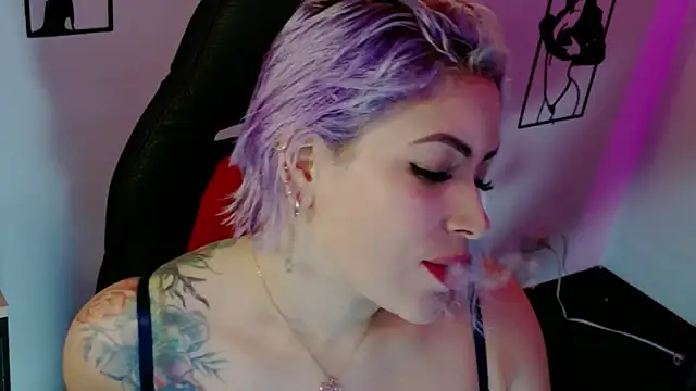 Natalia Montoya online show from February 10, 2026, 11:42 pm