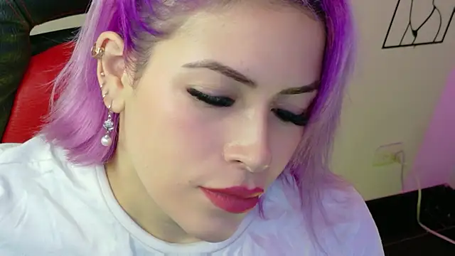 Snapshot of Natalia_Montoya chatting on June 4, 2026, 1:11 am Natalia Montoya online show from June 4, 2026, 1:11 am
