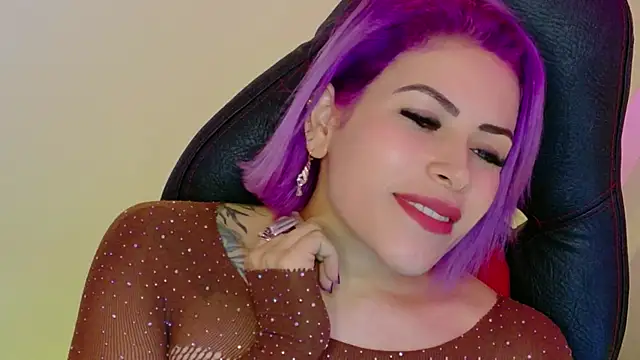 Natalia Montoya online show from July 10, 2026, 5:34 am