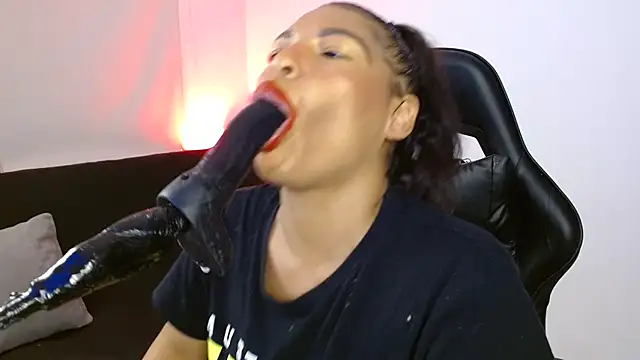 Anabel693 online show from March 10, 2025, 1:43 pm