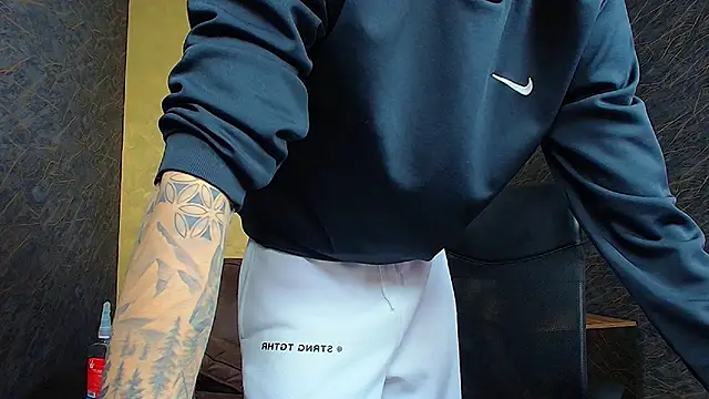 BrandonTate online show from February 26, 2025, 9:53 am