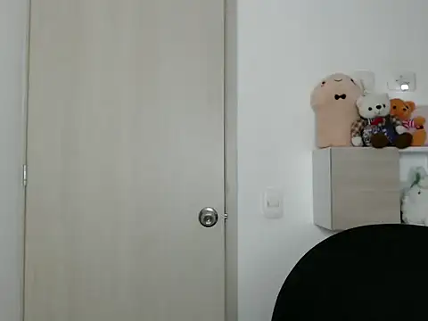 kaiine190 online show from February 5, 2026, 9:41 pm