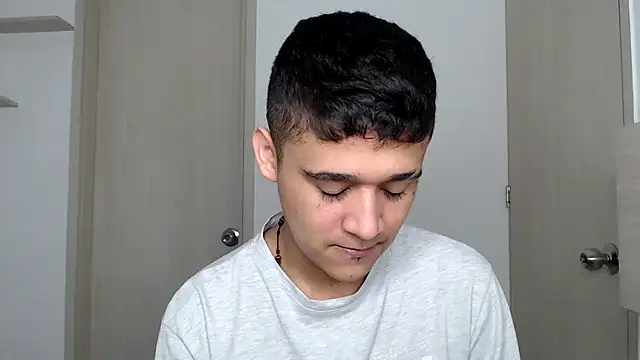 kaiine190 online show from March 7, 2026, 10:56 am