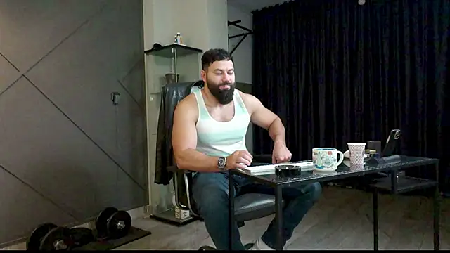 mattmasterss online show from December 22, 2024, 4:50 am