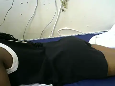 Ma-yolo001 online show from February 21, 2025, 11:01 am