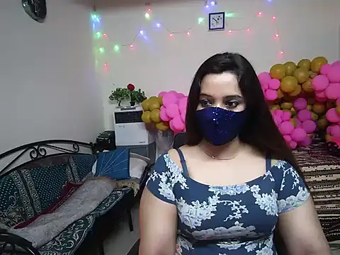 Arushisingh8888 online show from December 30, 2024, 12:20 pm