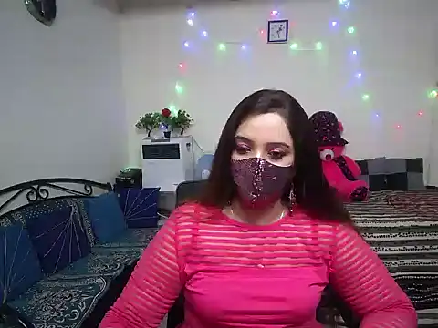 Arushisingh8888 online show from January 25, 2025, 8:53 am