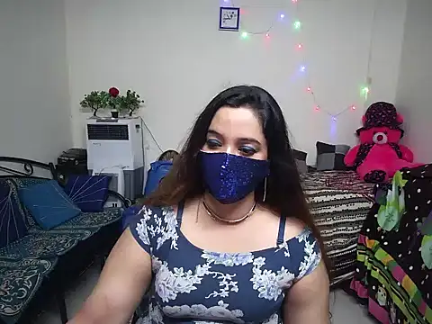 Arushisingh8888 online show from March 4, 2025, 6:37 am