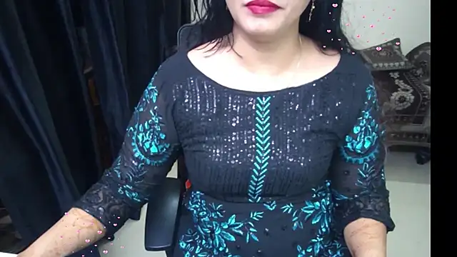 Snapshot of Arushisingh8888 chatting on June 5, 2026, 2:23 pm Arushisingh8888 online show from June 5, 2026, 2:23 pm