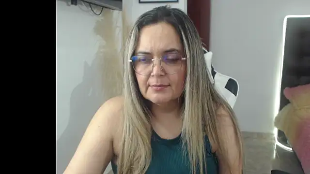 samy vsn online show from November 18, 2025, 7:18 pm