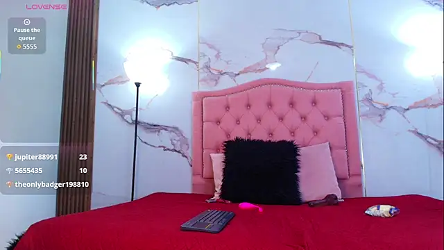 Ema Jonees online show from September 14, 2025, 11:42 am