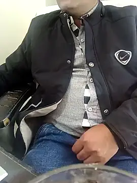 Hot-man39 online show from December 6, 2024, 7:32 am