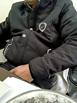 Hot-man39 online show from January 28, 2025, 8:14 am