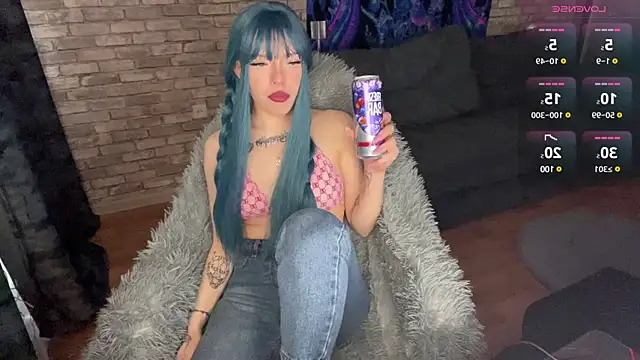 Eva-miller1 online show from March 18, 2025, 9:09 am