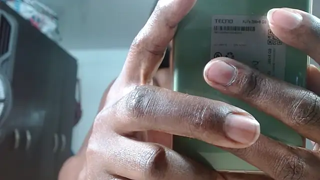 latinahot963 online show from January 18, 2025, 12:02 am