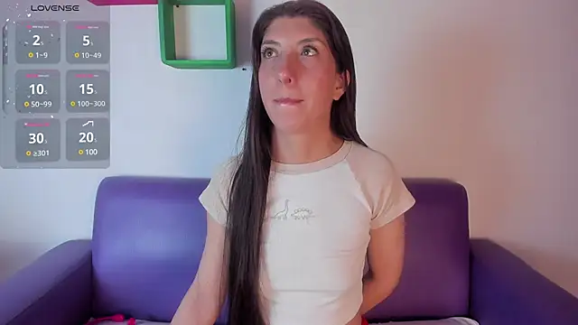 Megannklein online show from February 18, 2025, 7:41 pm